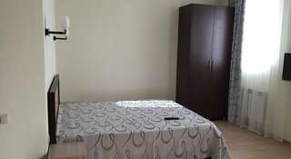 Гостевой дом Guesthouse Marusya Анапа Трехместный номер "Комфорт" с душем-2